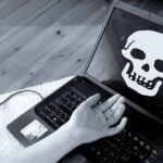 AI leidžia internetu jaustis mažiau žmogišku, „mirusio interneto teorija“ yra