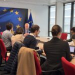 Nuo priklausomybės gynybai iki atsparumo: pokalbis su eurokomisaru Andriumi Kubiliumi