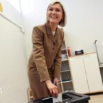 Iceland votes against restarting talks on joining EU